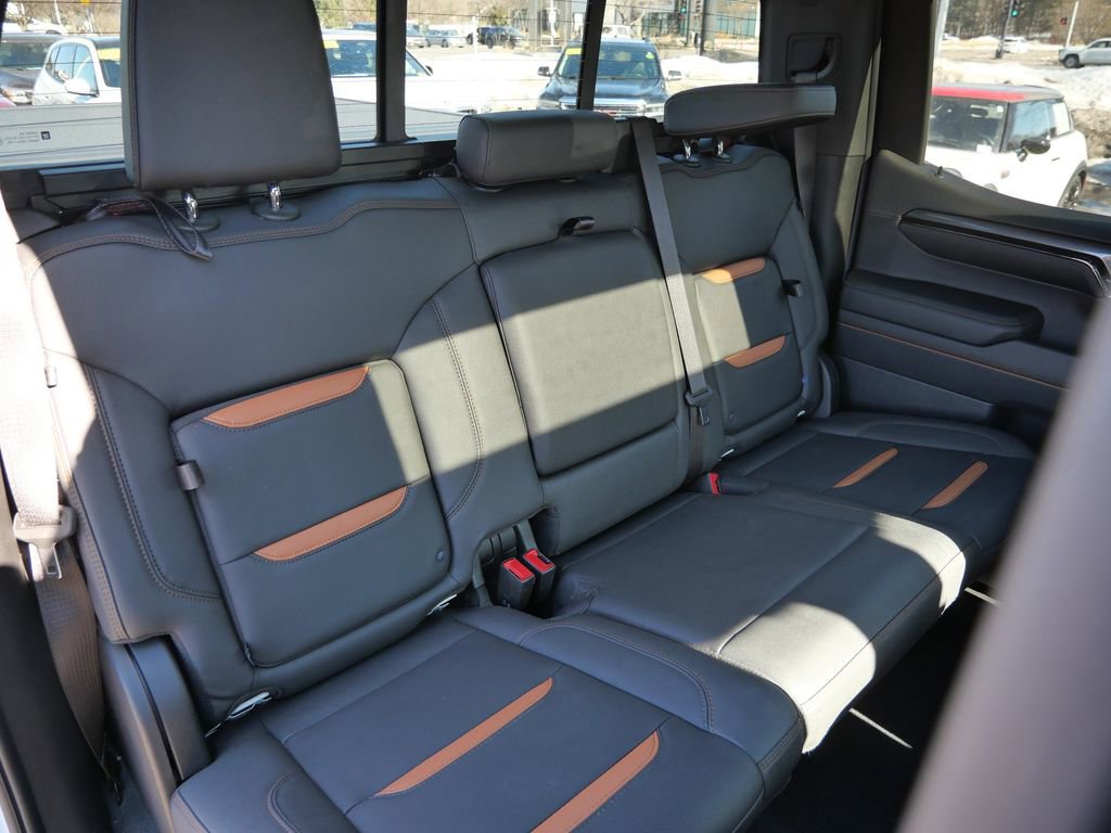 Used 2023 GMC Sierra 1500 AT4 w/ AT4 Premium Package image 23