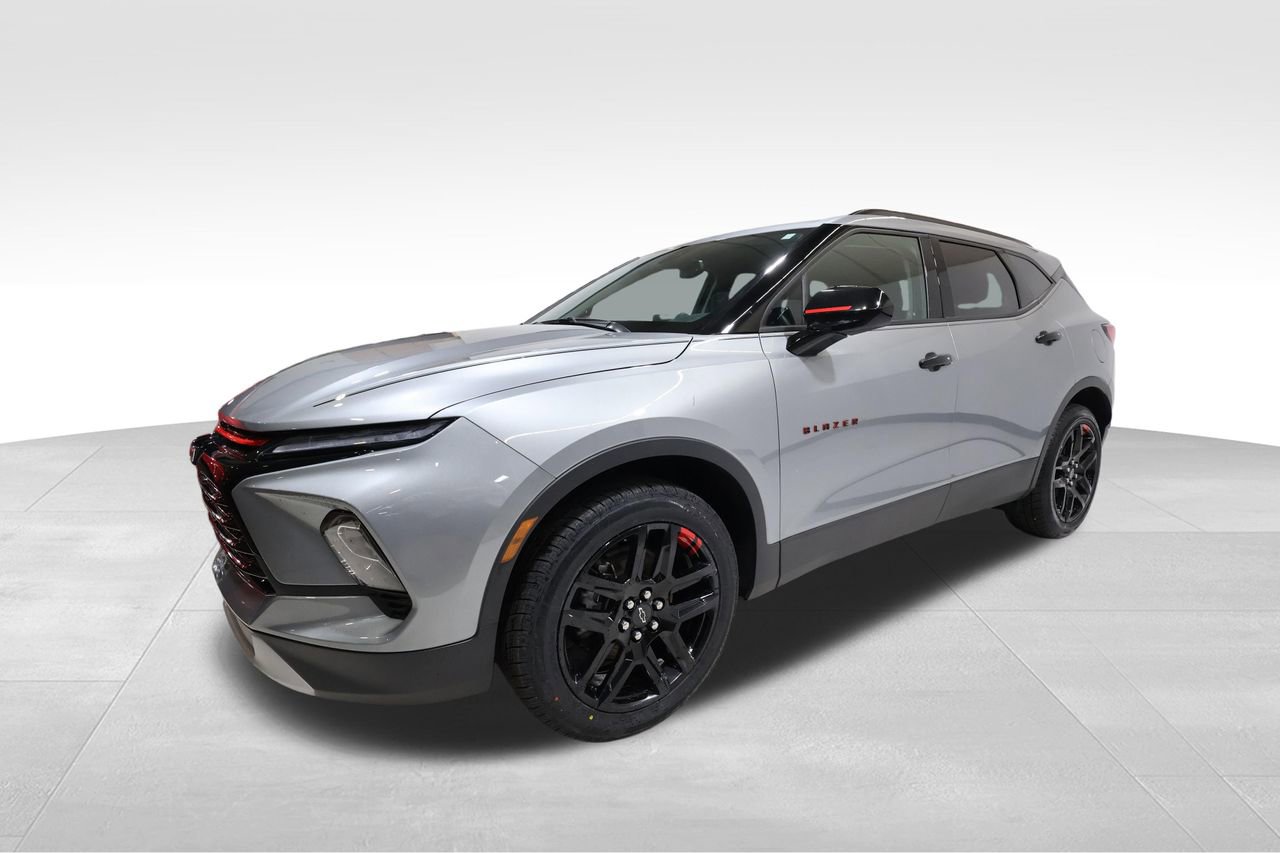 Certified 2024 Chevrolet Blazer LT w/ Redline Edition FWD image 8