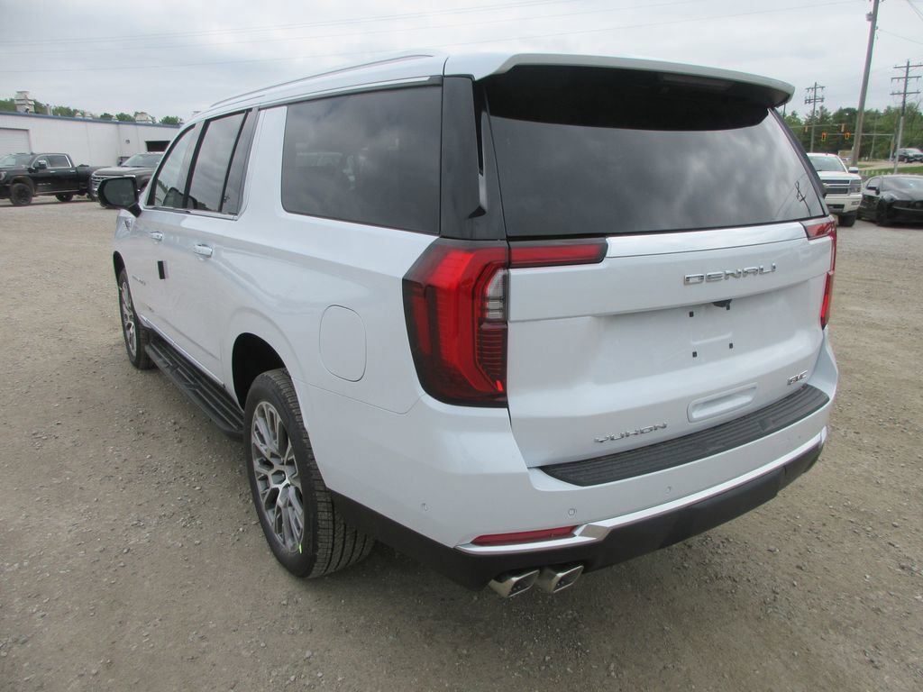 New 2026 GMC Yukon XL Denali AWD/4WD image 6