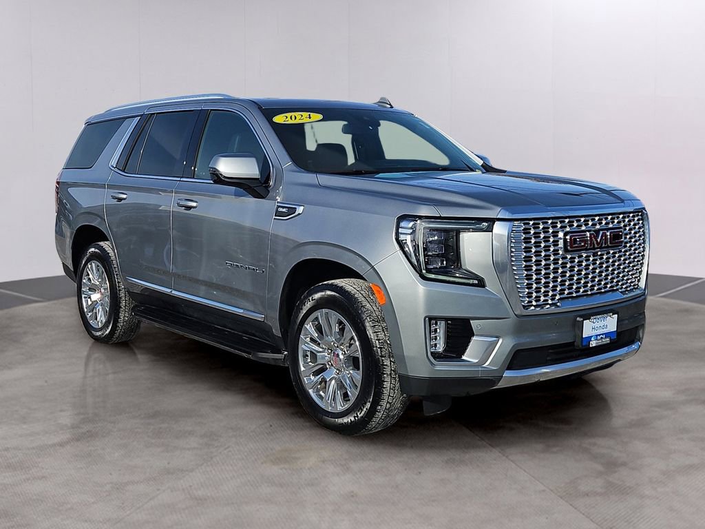 Used 2024 GMC Yukon Denali w/ Max Trailering Package image 3