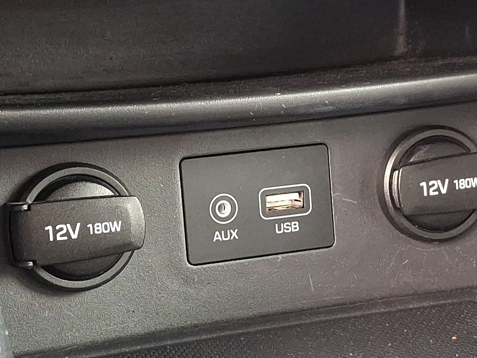Used 2018 Hyundai Kona SEL AWD/4WD image 25