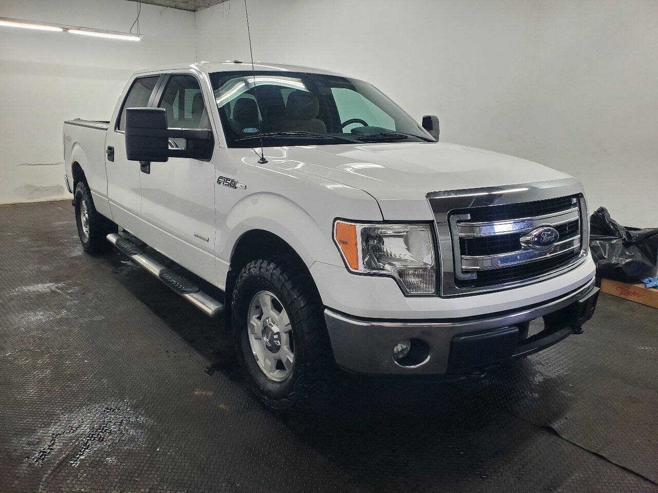 Used 2013 Ford F150 XLT w/ Off-Road Pkg AWD/4WD image 3