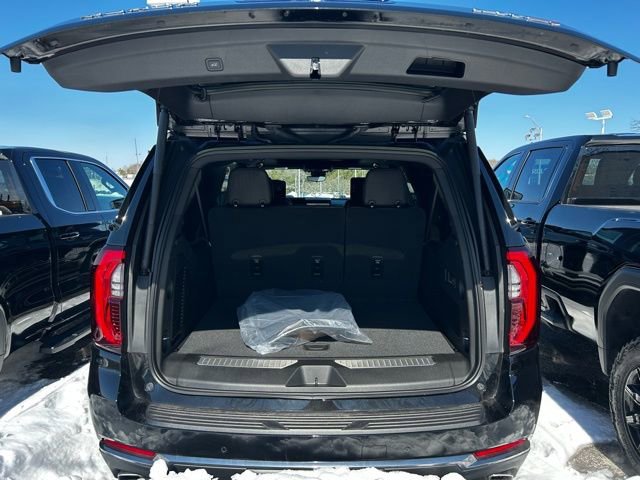 New 2025 GMC Yukon XL AT4 w/ AT4 Premium Plus Package image 35