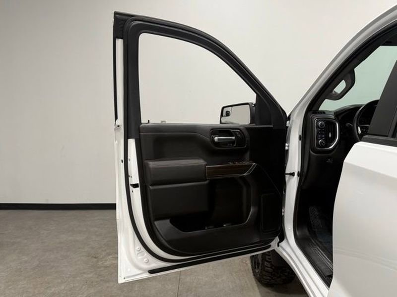 Used 2022 Chevrolet Silverado 1500 RST AWD/4WD image 11