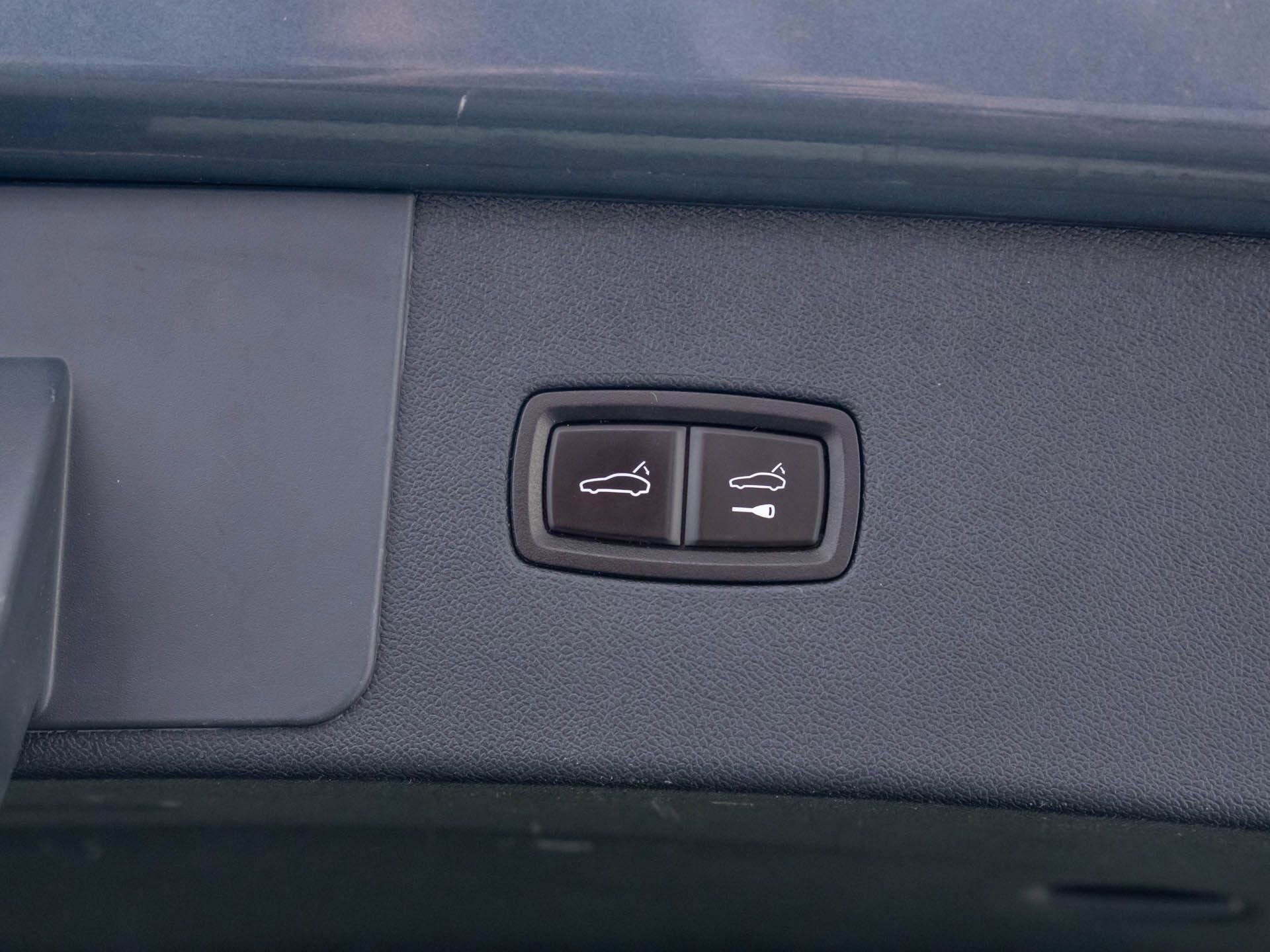 Used 2019 Porsche Cayenne image 30