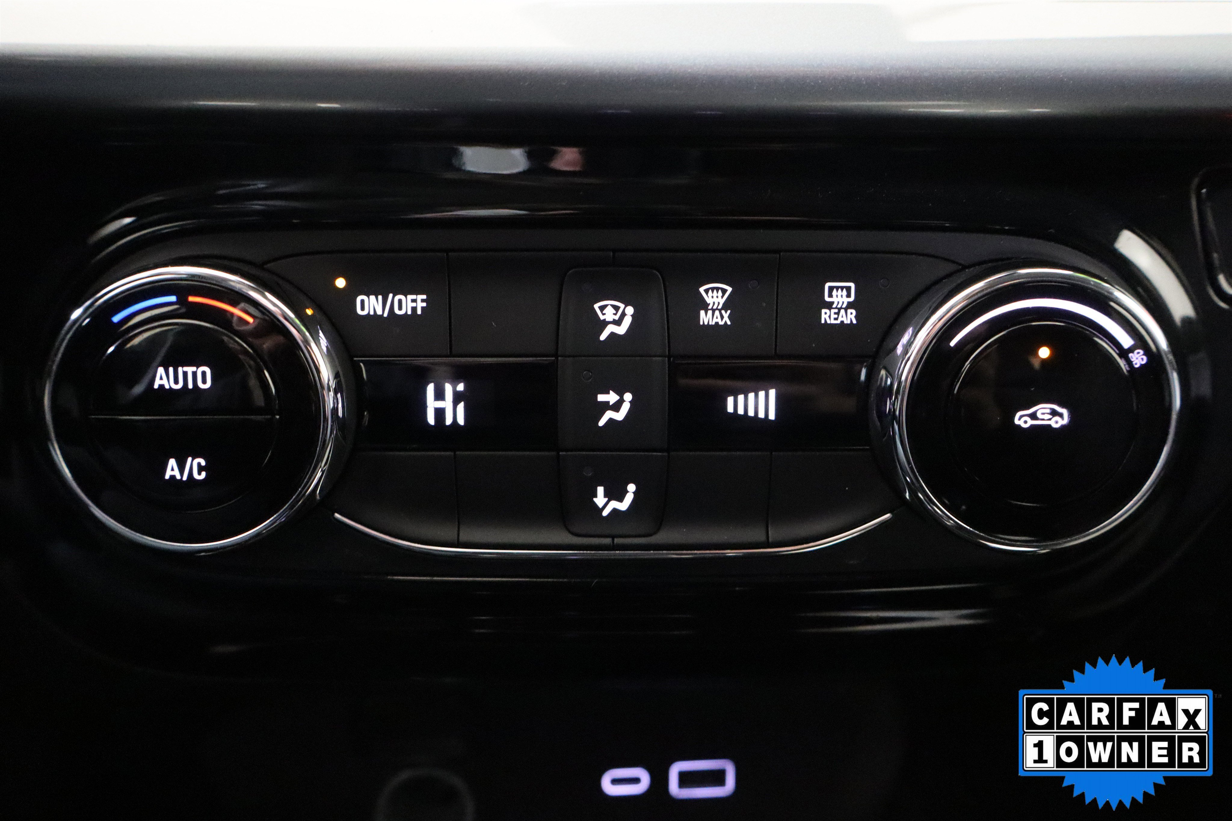 Used 2025 Chevrolet Trax LT image 26