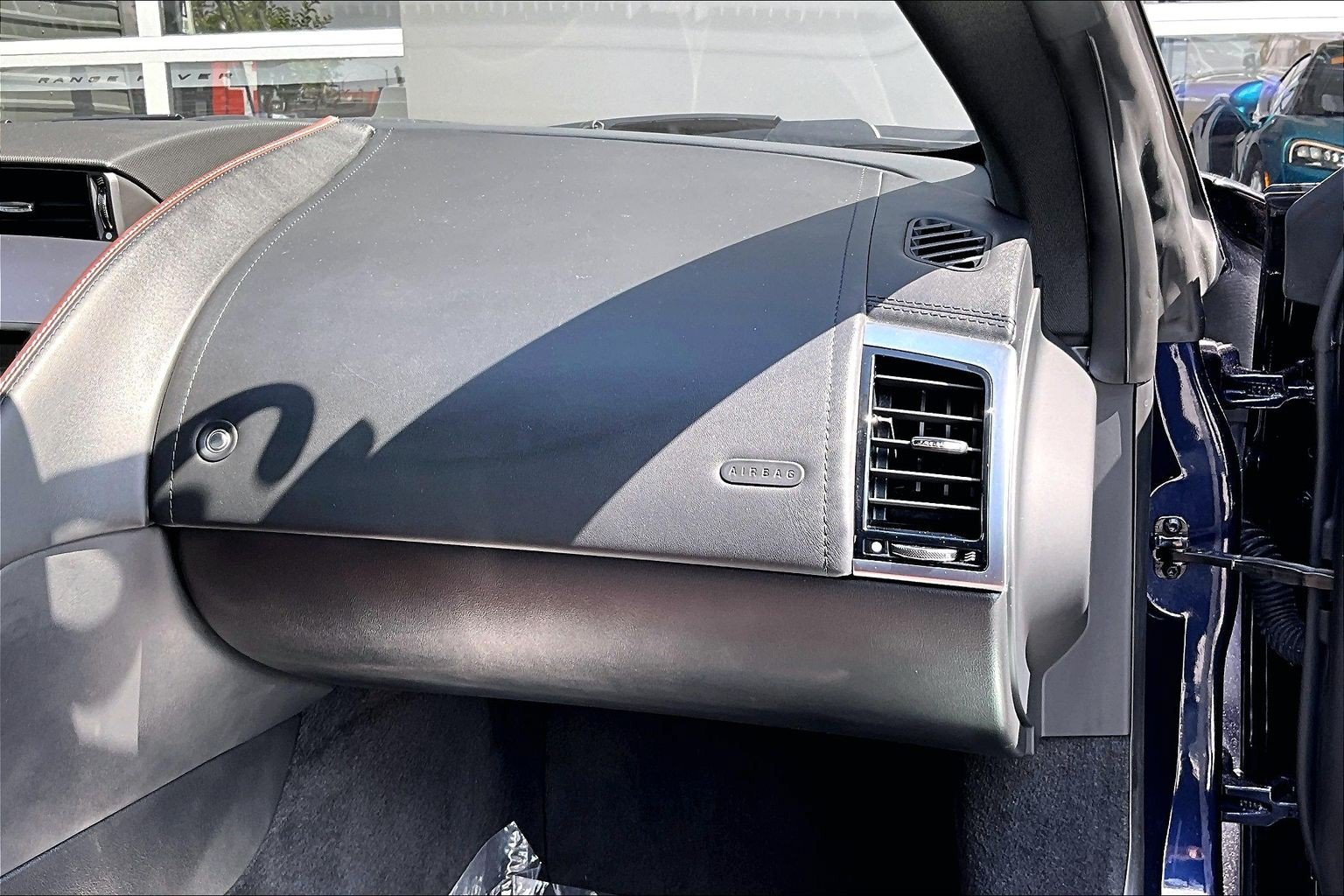 Used 2019 Jaguar F-TYPE Coupe RWD image 13