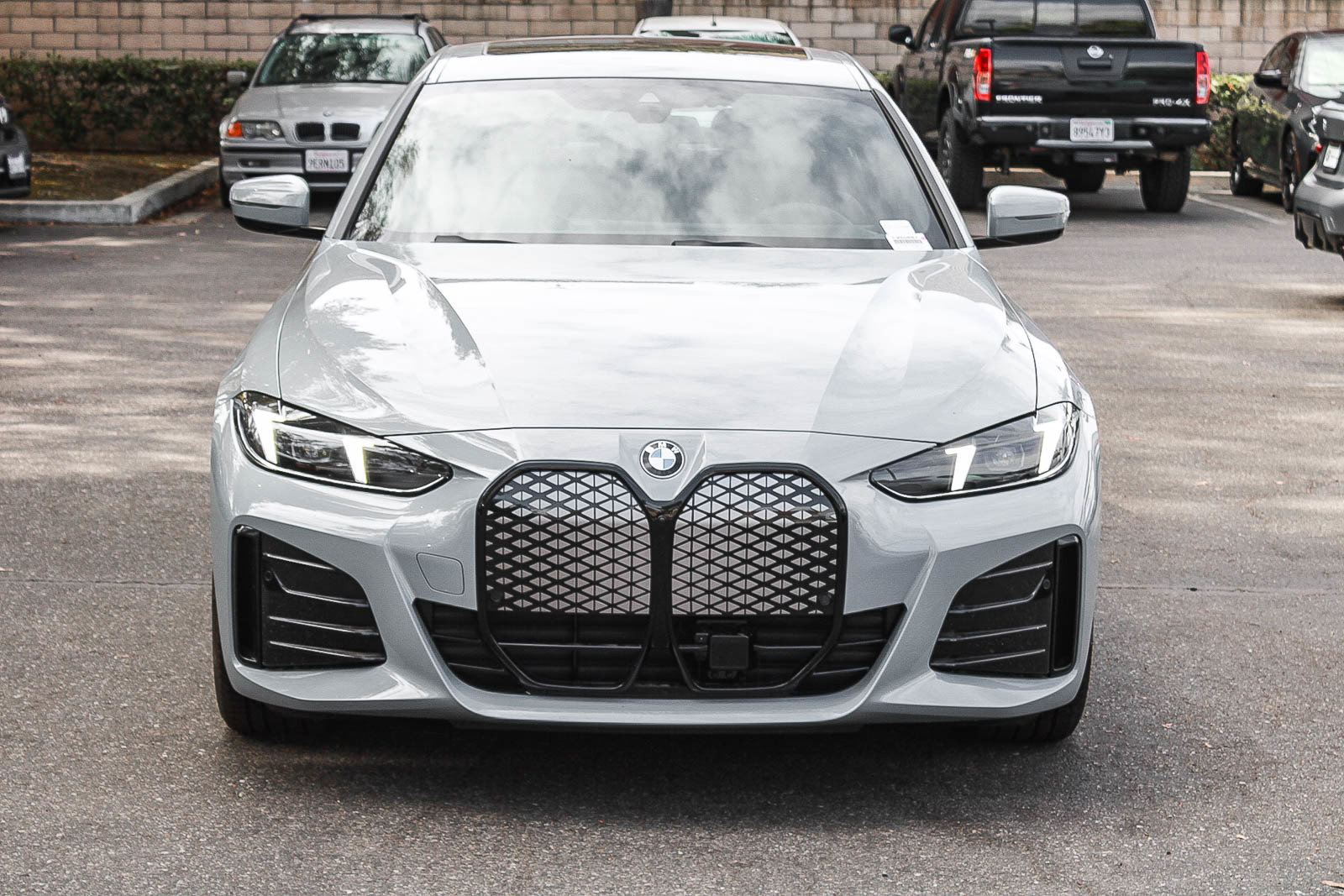 New 2026 BMW i4 xDrive40i w/ M Sport Package AWD/4WD image 2