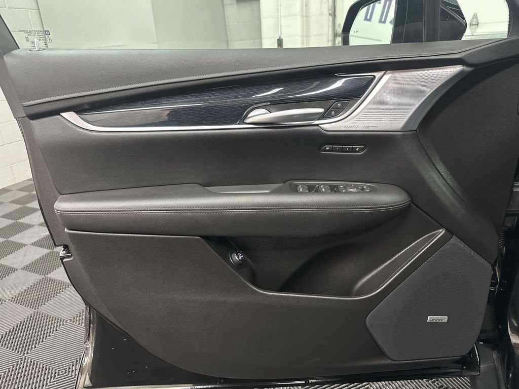 Used 2024 Cadillac XT5 Premium Luxury AWD/4WD image 17
