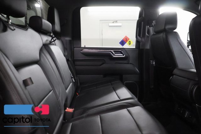 Used 2024 Chevrolet Silverado 3500 LTZ AWD/4WD image 31