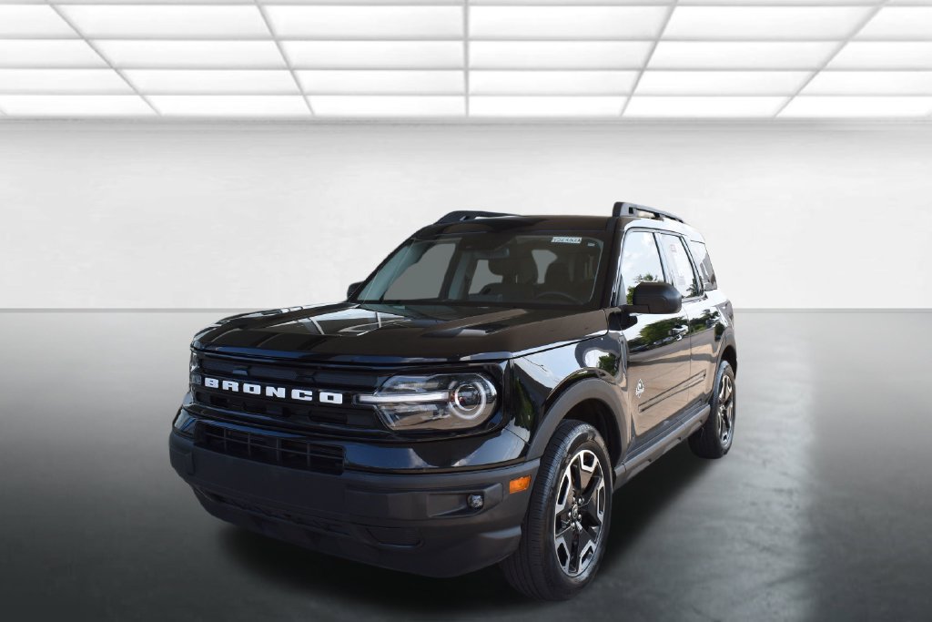 Used 2023 Ford Bronco Sport Outer Banks w/ Tech Package AWD/4WD image 6