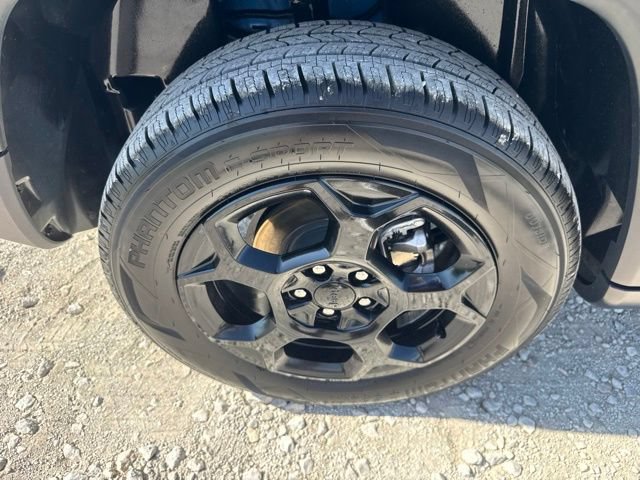 Used 2024 Jeep Compass Trailhawk AWD/4WD image 25
