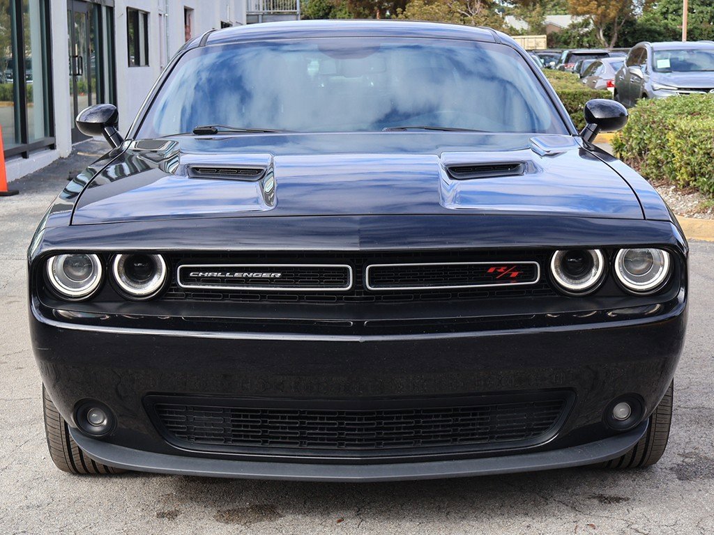 Used 2017 Dodge Challenger R/T image 6