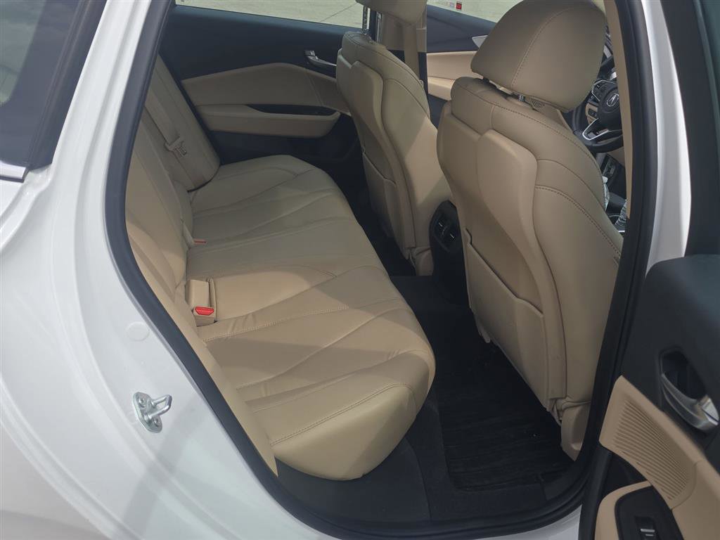 Used 2022 Acura TLX image 17