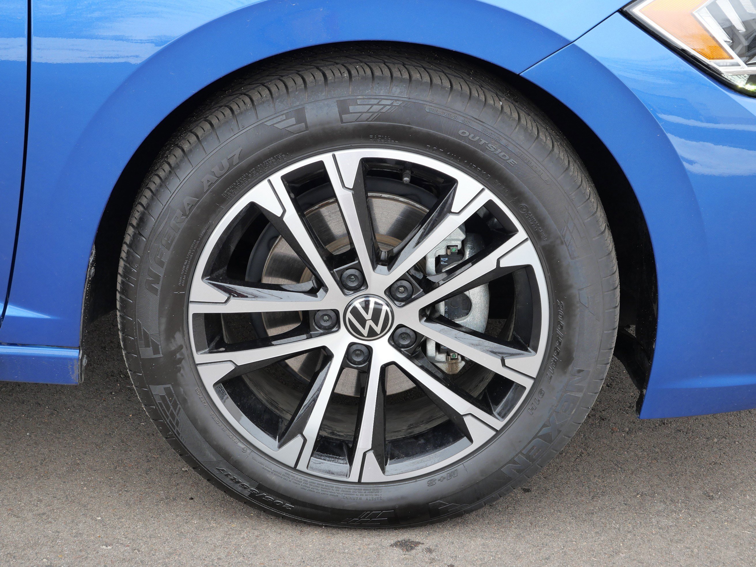 Certified 2024 Volkswagen Jetta Sport image 15