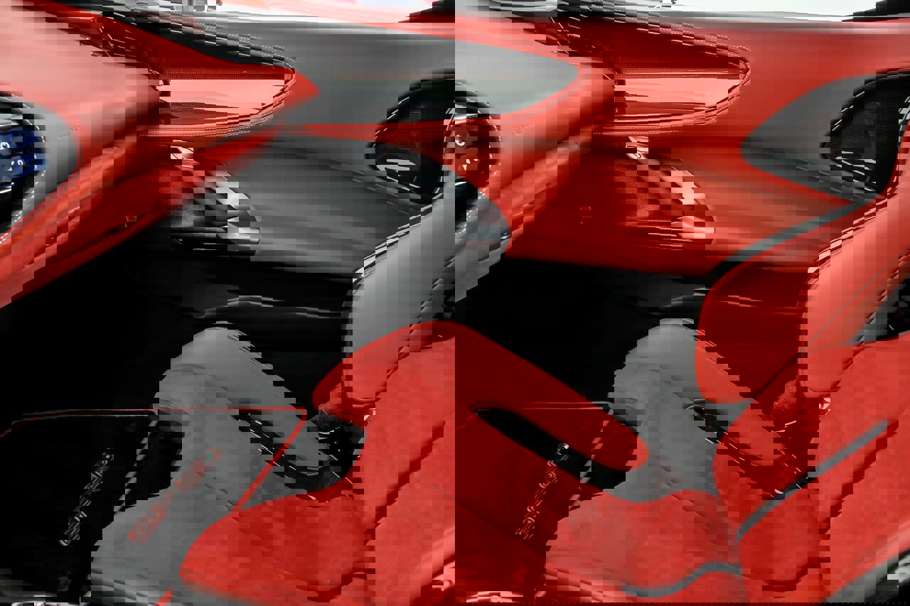 Used 2023 Ferrari SF90 Stradale image 41