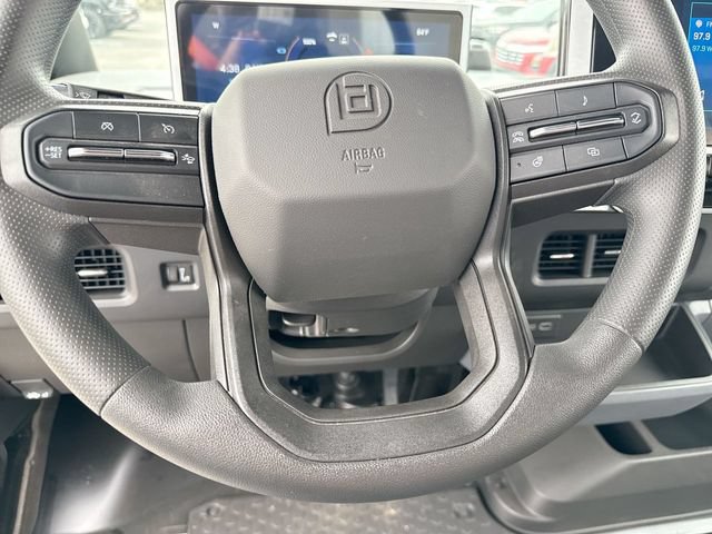 Used 2024 Chevrolet Brightdrop 400 w/ Commercial Equipment Package AWD/4WD image 23