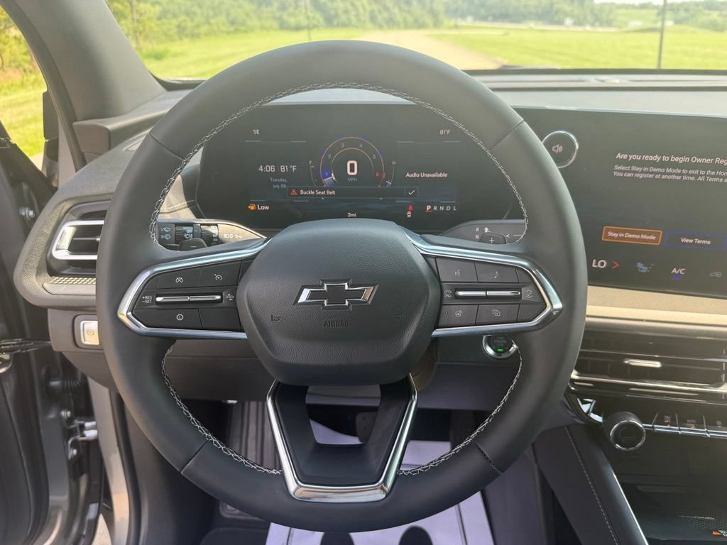 New 2026 Chevrolet Traverse LT w/ Midnight/Sport Edition FWD image 31