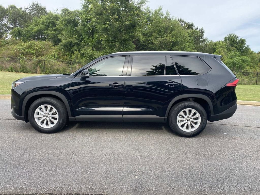 Used 2024 Toyota Grand Highlander FWD image 10