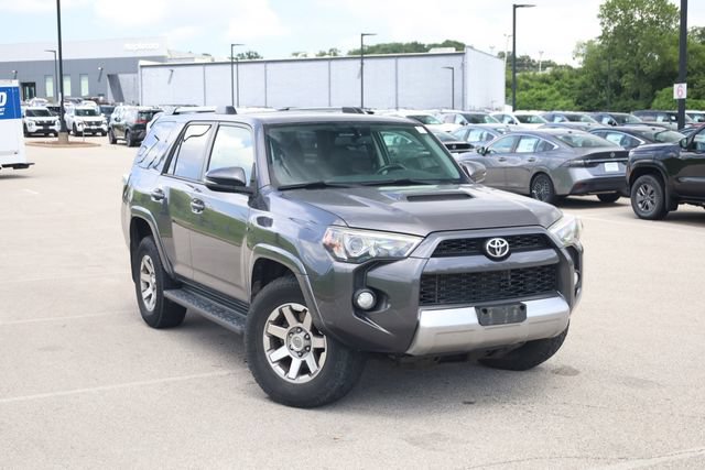 Used 2015 Toyota 4Runner Trail Premium AWD/4WD image 2