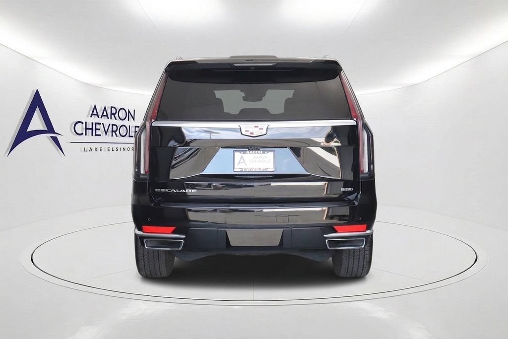 Used 2023 Cadillac Escalade Premium Luxury w/ Performance Package AWD/4WD image 5