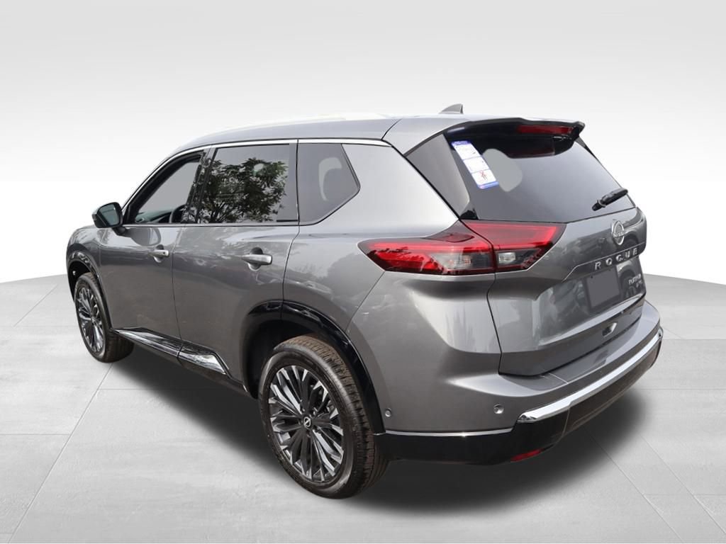 New 2026 Nissan Rogue Platinum image 2