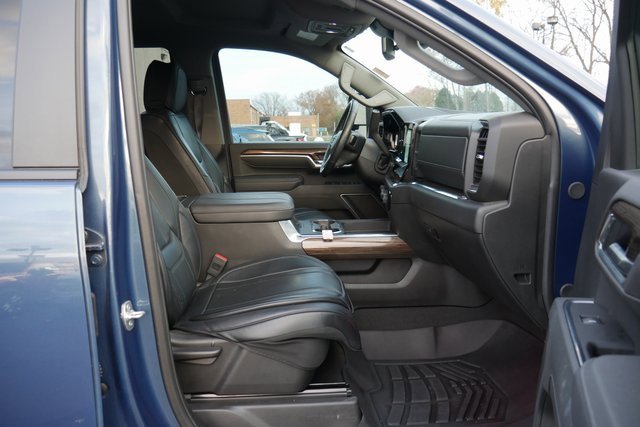 Used 2025 Chevrolet Silverado 2500 LT w/ Trail Boss Package image 27