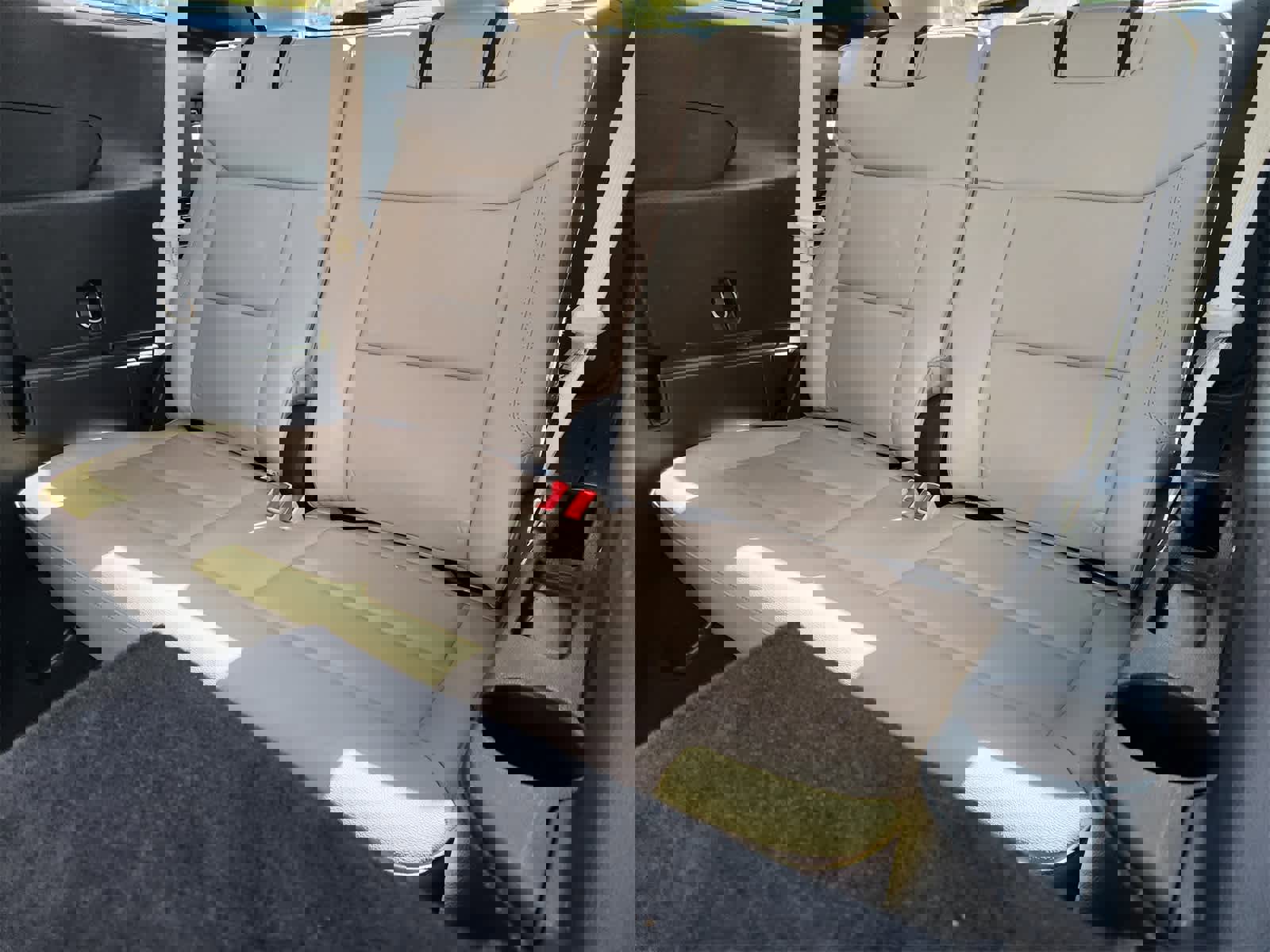 Used 2020 Ford Explorer Limited image 29