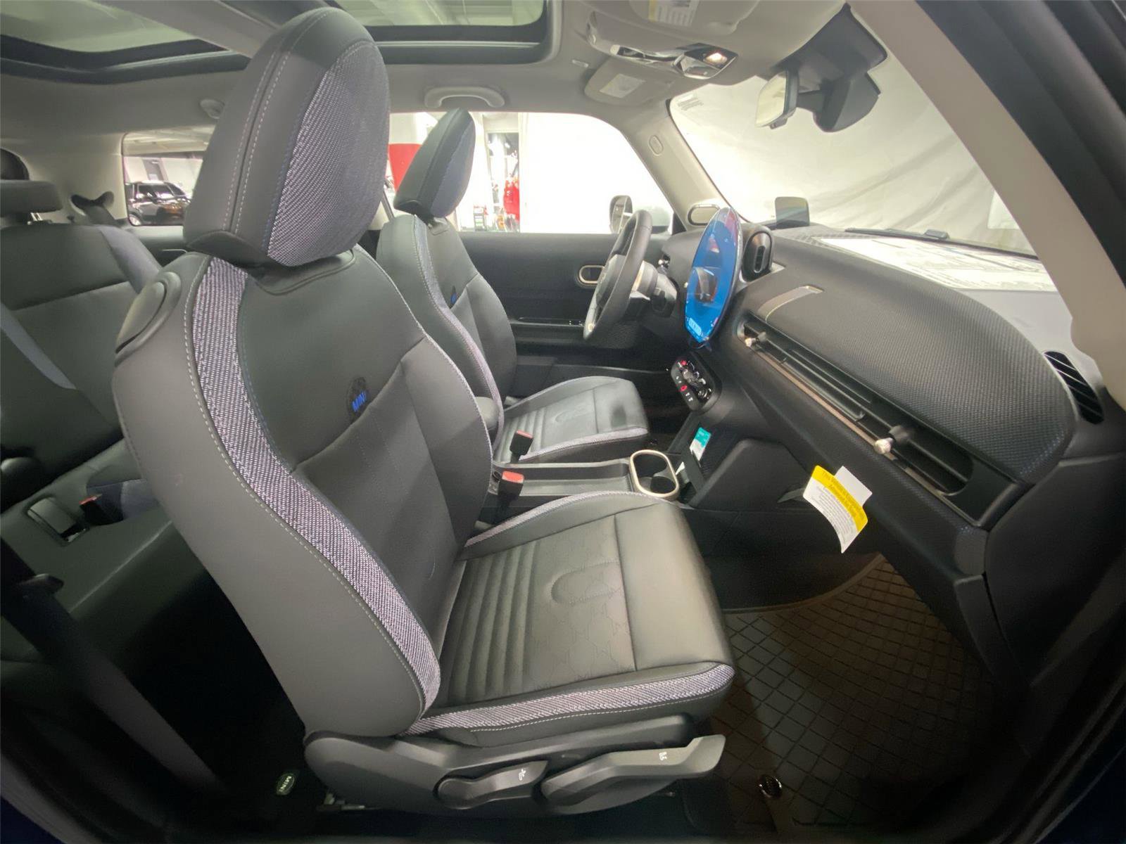 New 2026 MINI Cooper S image 30