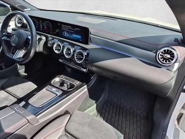 Used 2024 Mercedes-Benz CLA 250 image 19