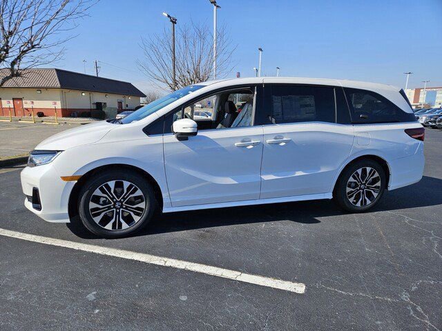 New 2026 Honda Odyssey Elite image 3