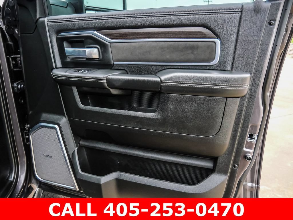 Used 2025 RAM 3500 Laramie AWD/4WD image 44