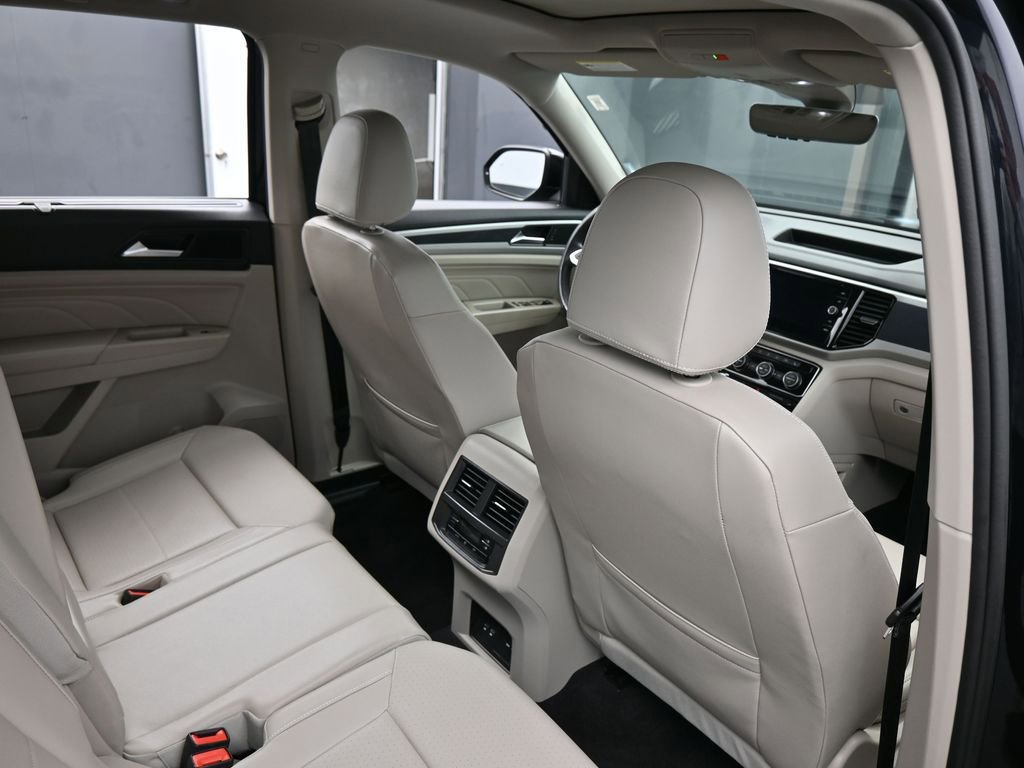 Used 2023 Volkswagen Atlas SEL R-Line image 48