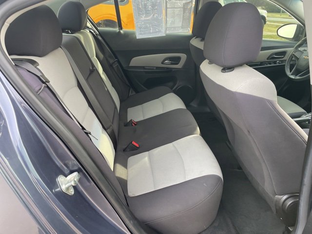 Used 2014 Chevrolet Cruze LS image 13