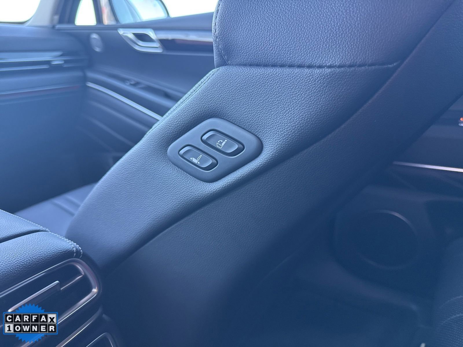 Used 2025 Genesis GV80 2.5T Standard image 29