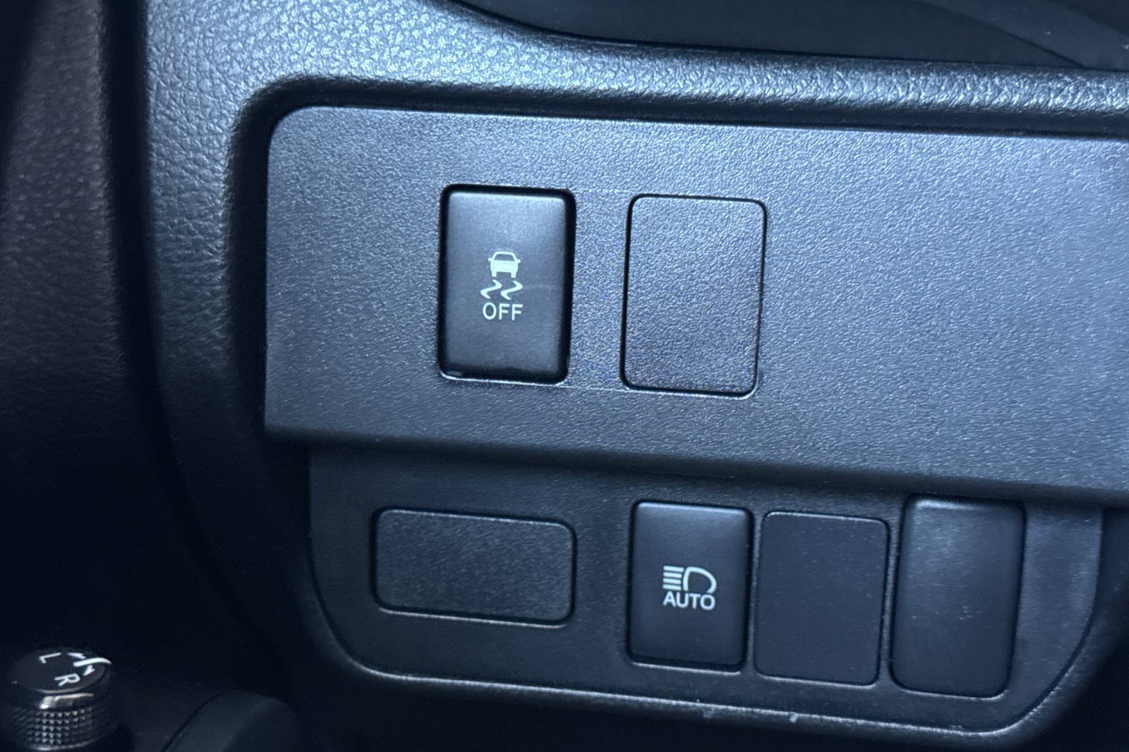 Certified 2023 Toyota Tacoma SR RWD image 31