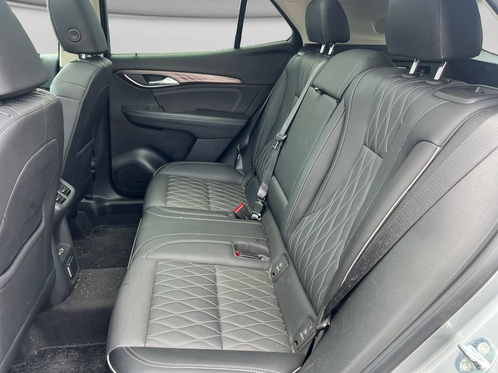 Used 2023 Buick Envision Avenir AWD/4WD image 36