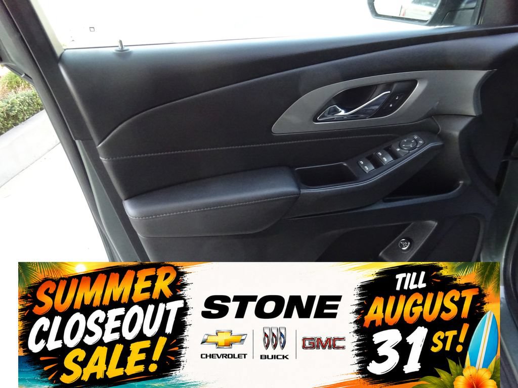 Certified 2022 Chevrolet Traverse LT FWD image 24