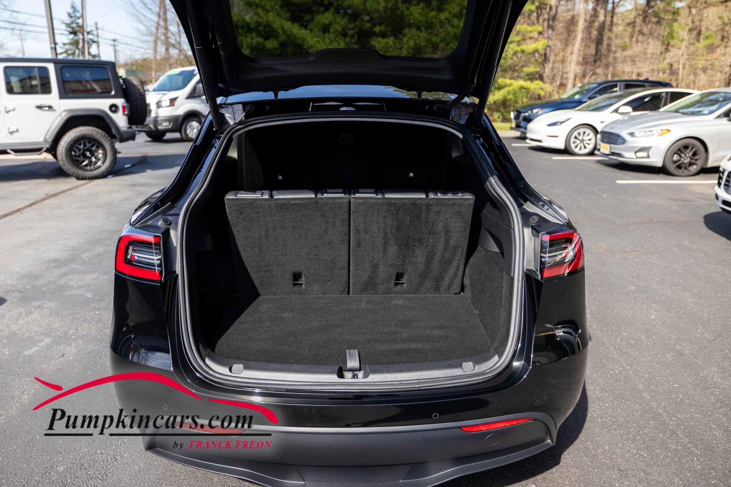 Used 2022 Tesla Model Y Long Range image 20