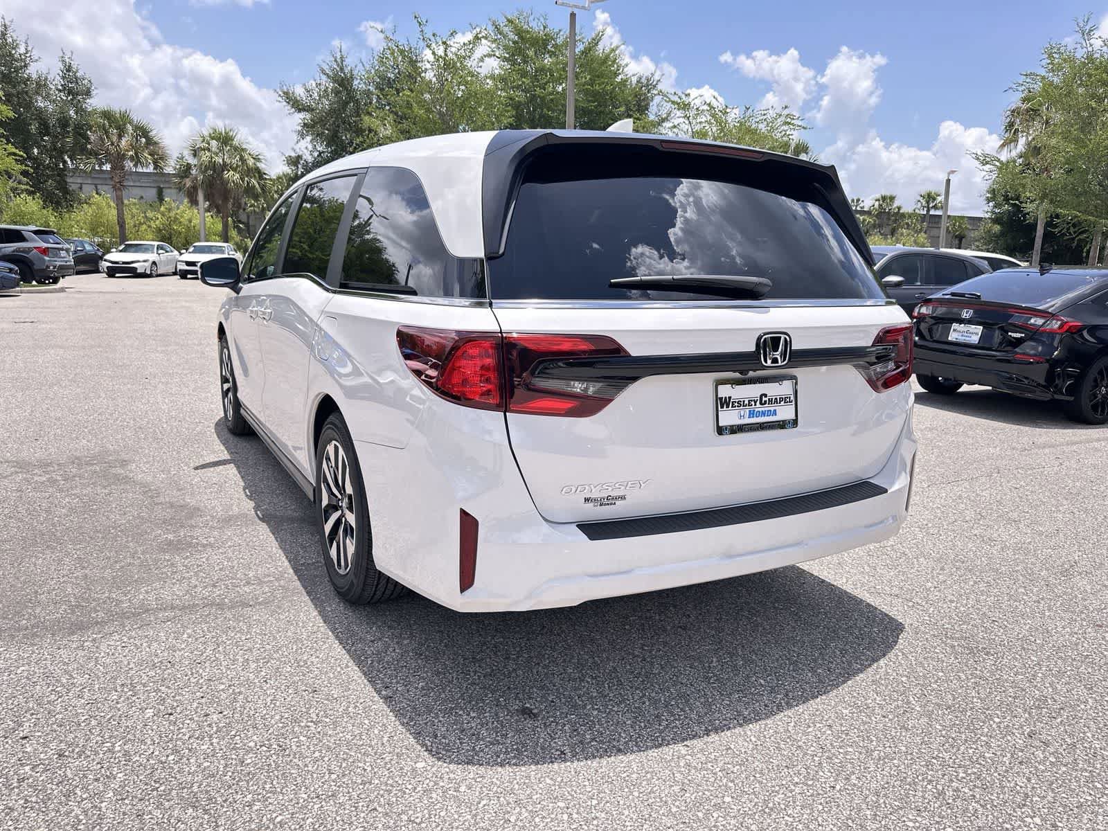 New 2026 Honda Odyssey EX-L image 4