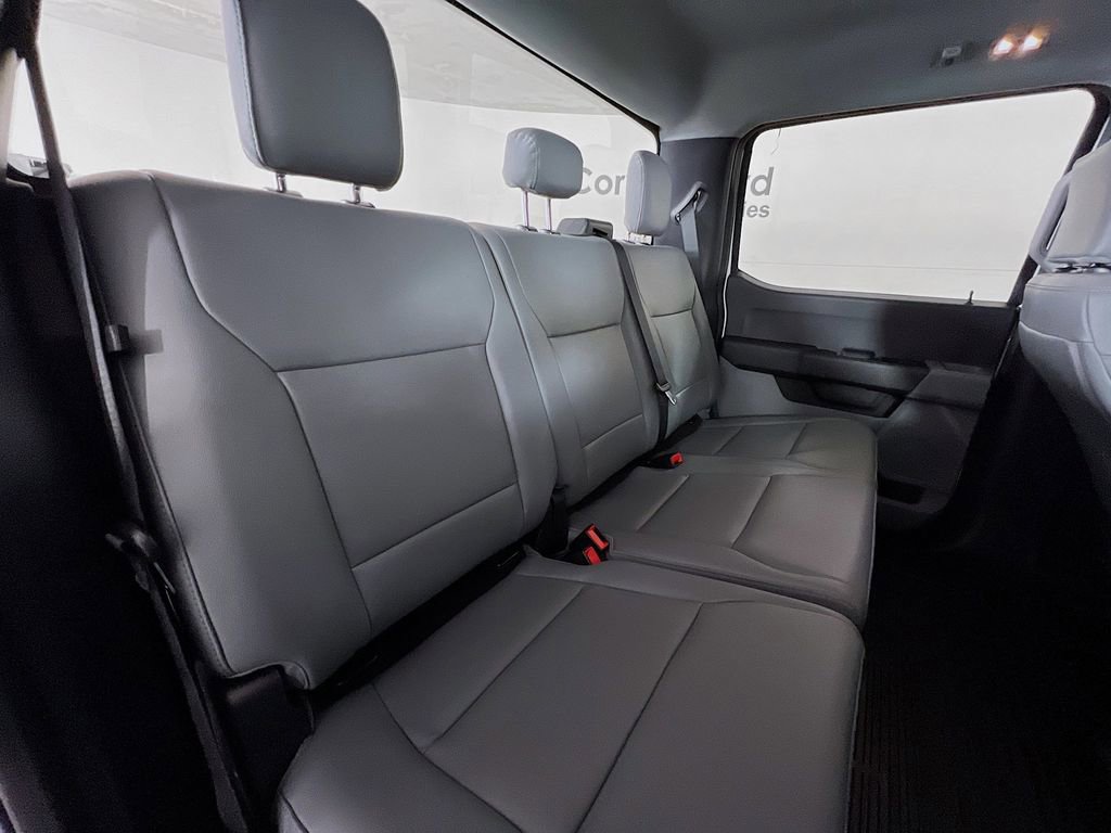 New 2026 Ford F350 XL w/ XL Chrome Package image 15