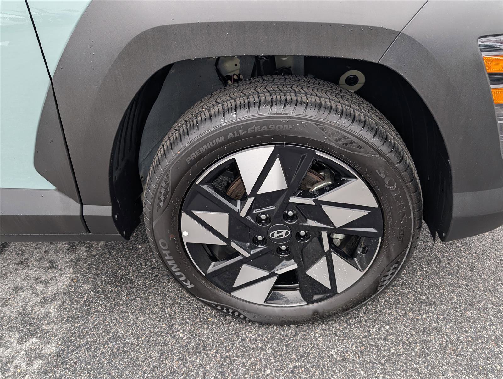 Used 2025 Hyundai Kona SEL image 9