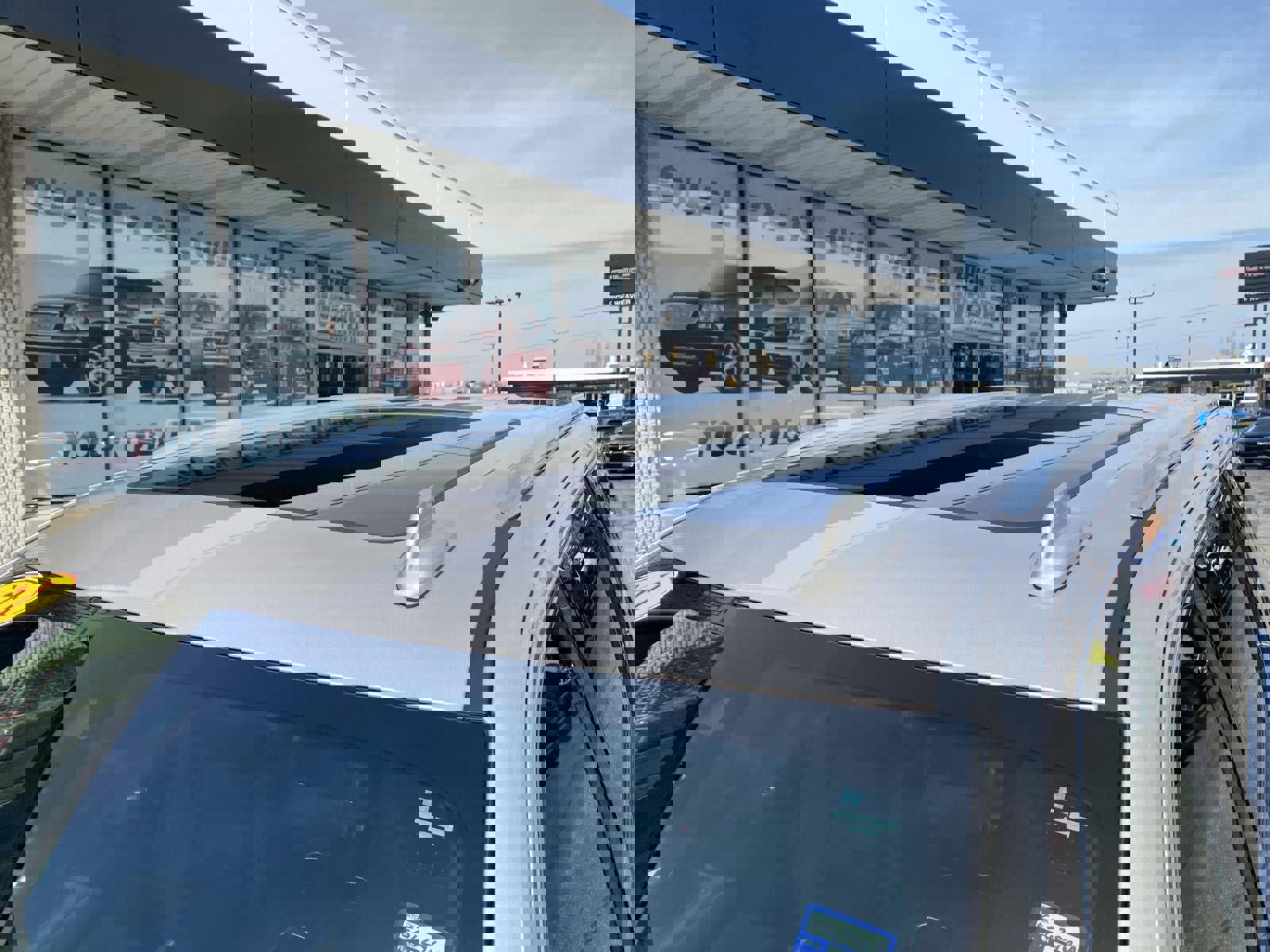 Used 2021 GMC Yukon Denali w/ Denali Premium Package image 17