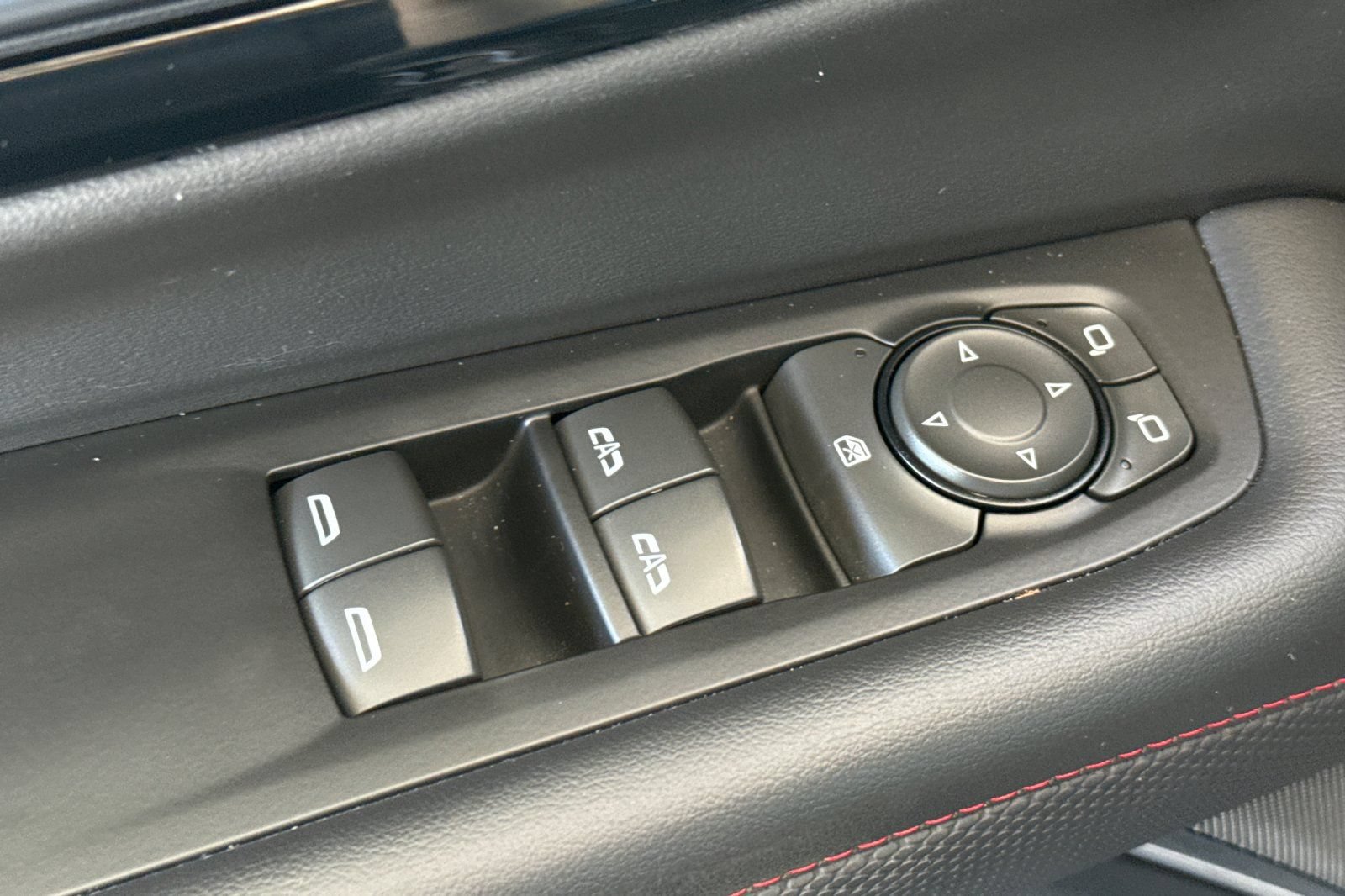 Used 2025 Chevrolet Tahoe RST AWD/4WD image 18