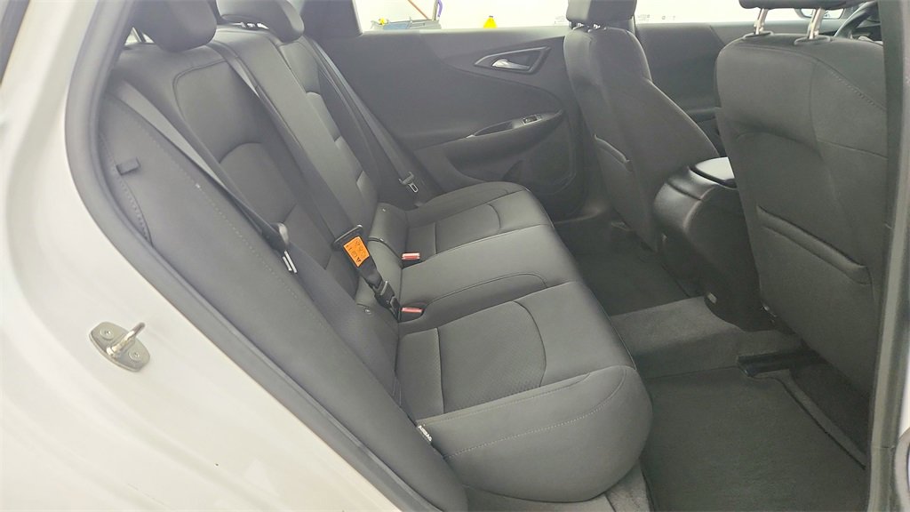 Used 2019 Chevrolet Malibu LS image 32