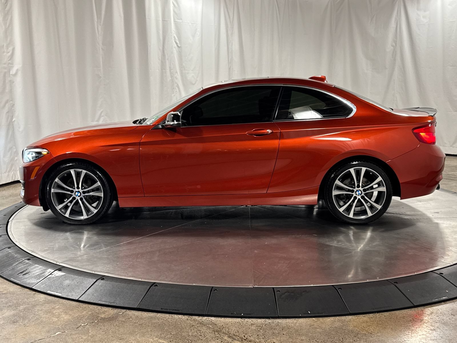 Used 2018 BMW 230i xDrive Coupe AWD/4WD image 8