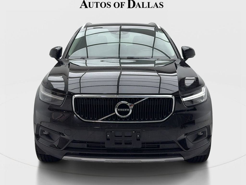 Used 2021 Volvo XC40 T5 Momentum w/ Premium Package AWD/4WD image 3