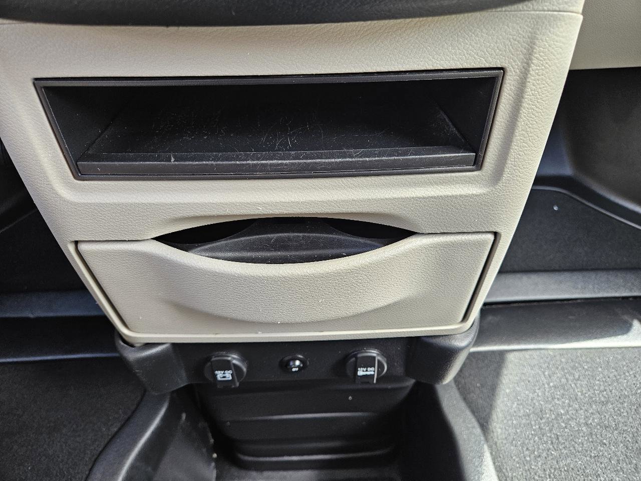 Used 2019 Dodge Grand Caravan SE w/ Power Convenience Group I FWD image 44