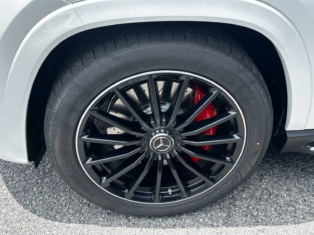 New 2026 Mercedes-Benz GLS 63 AMG 4MATIC image 13