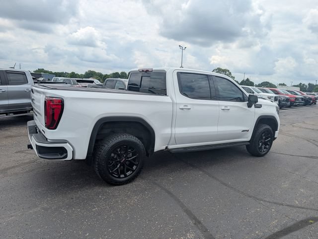 Used 2024 GMC Sierra 1500 AT4 w/ Technology Package AWD/4WD image 9